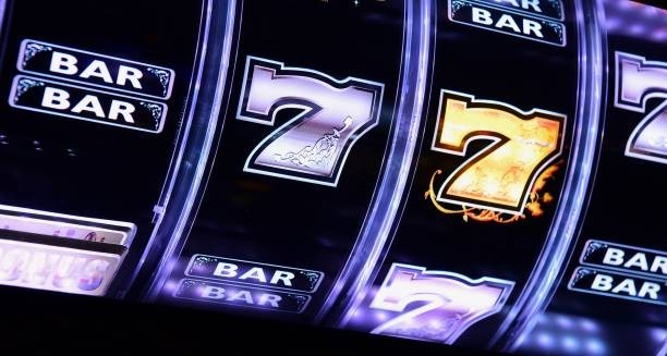 PMGC slot game interface on bigklik login showing reels and paylines